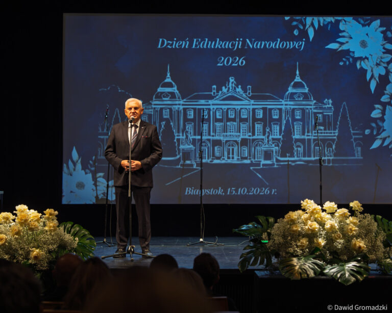 Uroczystość z okazji Dnia Edukacji Narodowej w kinie Forum w Białymstoku (6)