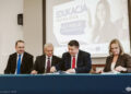 Podpisanie umów na realizację projektu Edukacja przyszłością dla łomżyńskich szkół