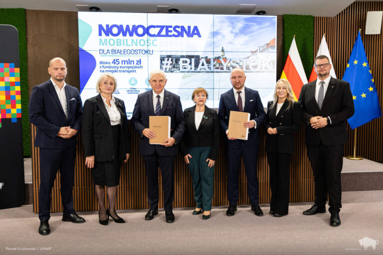 Podpisanie umowy o dofinansowanie projektu poprawy mobilności w Białostockim Obszarze Funkcjonalnym (2)