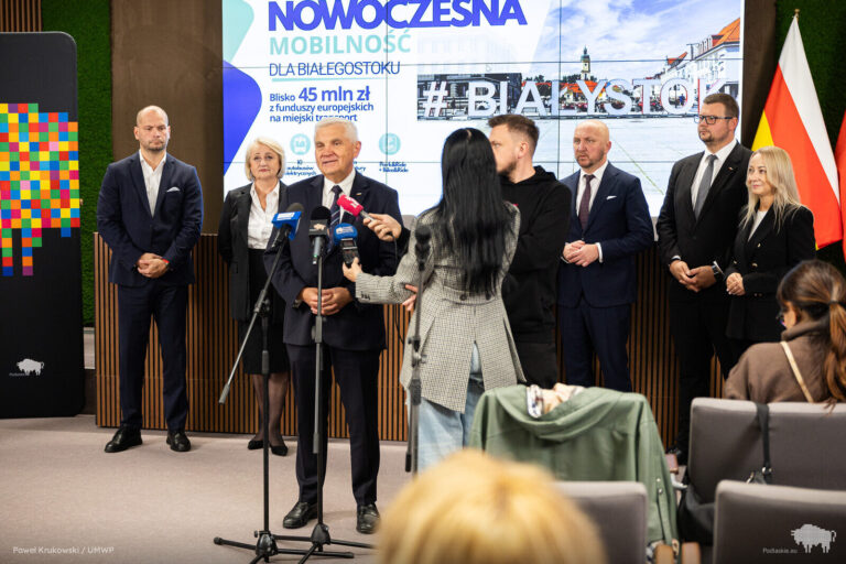 Podpisanie umowy o dofinansowanie projektu poprawy mobilności w Białostockim Obszarze Funkcjonalnym (5)