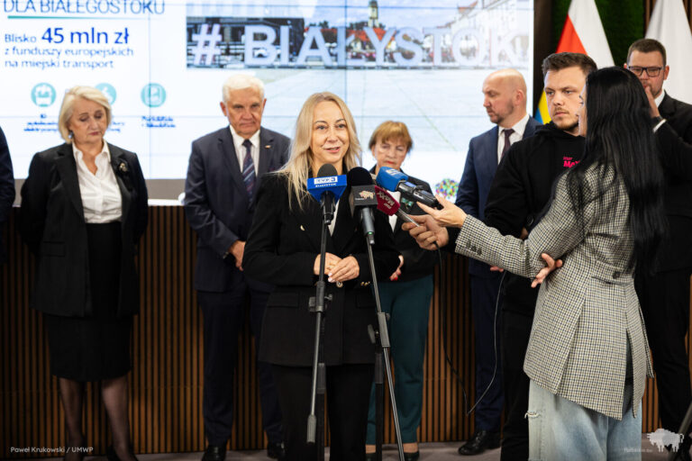 Podpisanie umowy o dofinansowanie projektu poprawy mobilności w Białostockim Obszarze Funkcjonalnym (6)