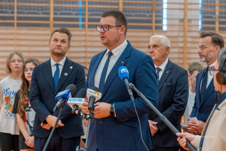 Nowa hala sportowa przy białostockiej szkole wybudowana w programie Olimpia (5)