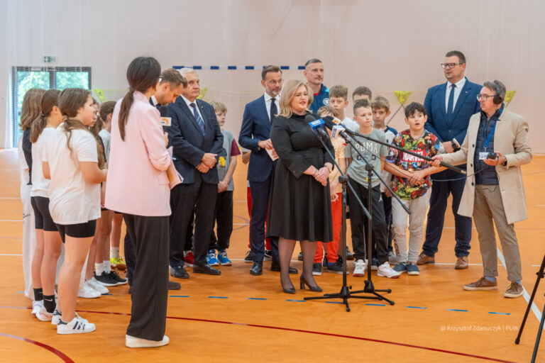Nowa hala sportowa przy białostockiej szkole wybudowana w programie Olimpia (6)