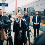 Podpisanie umowy na dostawę pociągów POLREGIO na dworcu PKP w Białymstoku