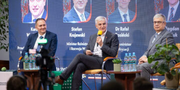 Panel dyskusyjny podczas Kongresu Smart Village Polska na Politechnice Białostockiej